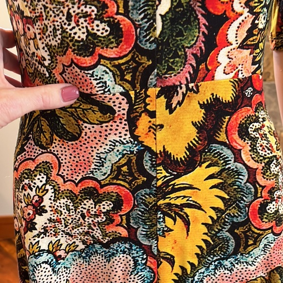 Desigual dress classic floral design in comfortable knit - Picture 8 of 8